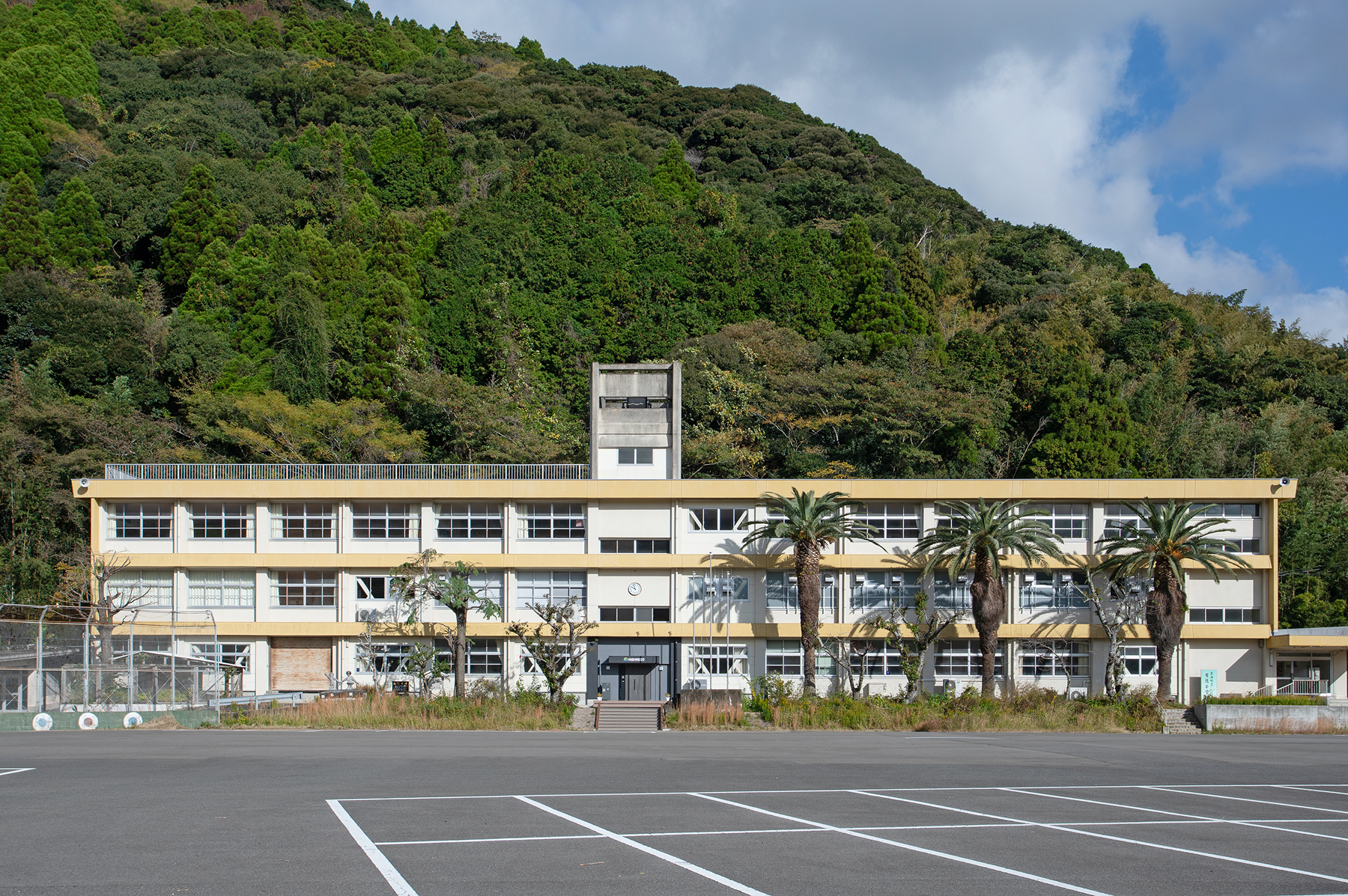 Genkai data center